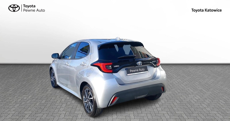 Toyota Yaris cena 92900 przebieg: 10116, rok produkcji 2022 z Brzostek małe 172